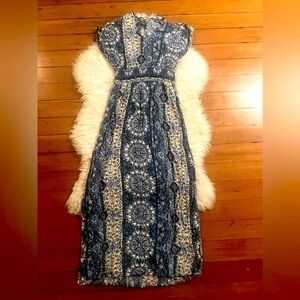 White Blue Floral Paisley Bohemian Maxi Full Length Dress